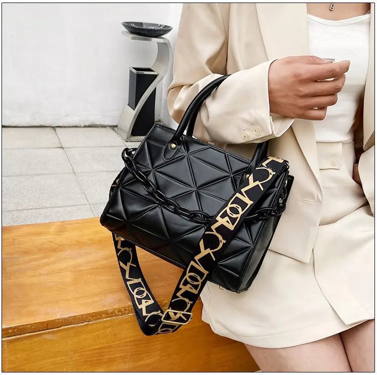 Fashion Large Tote – Mia