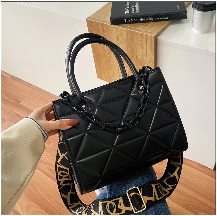 Fashion Large Tote – Mia