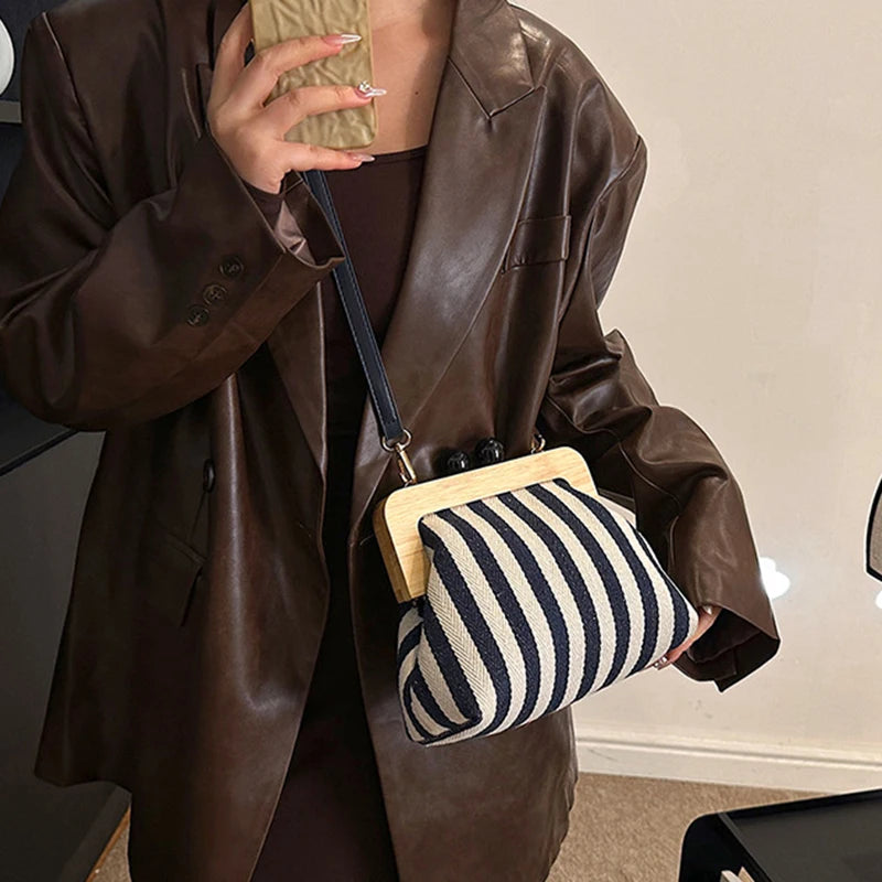 Striped Shell Messenger Shoulder Bag – The Margot