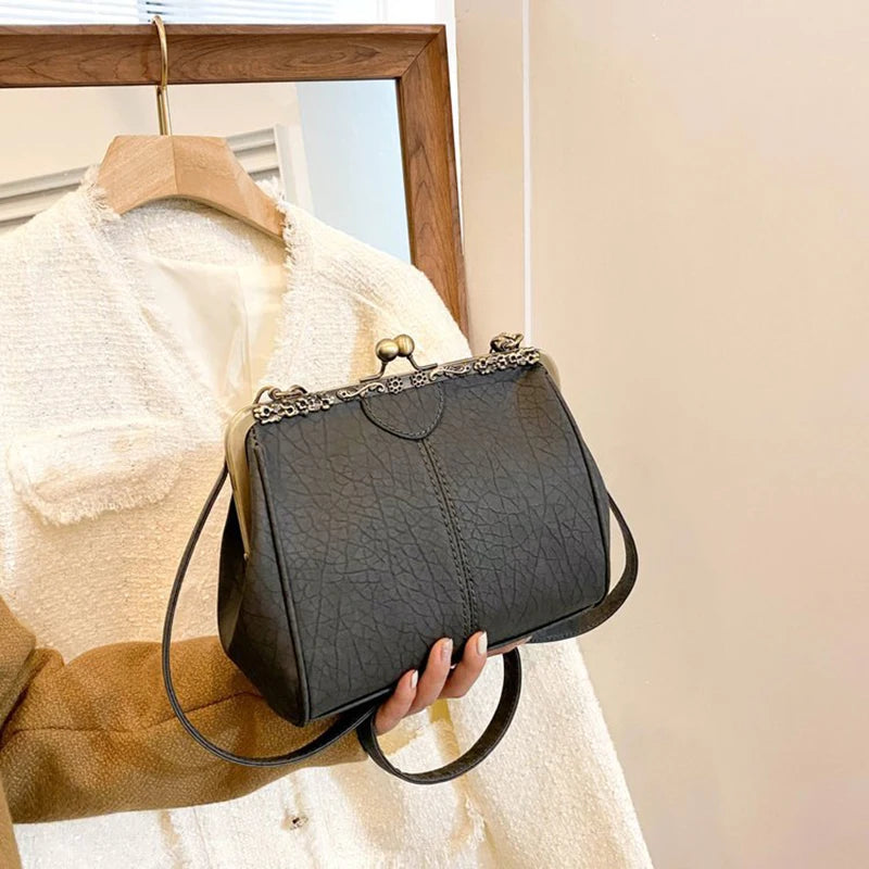 Noir Luxe Retro Crossbody – The Gabrielle