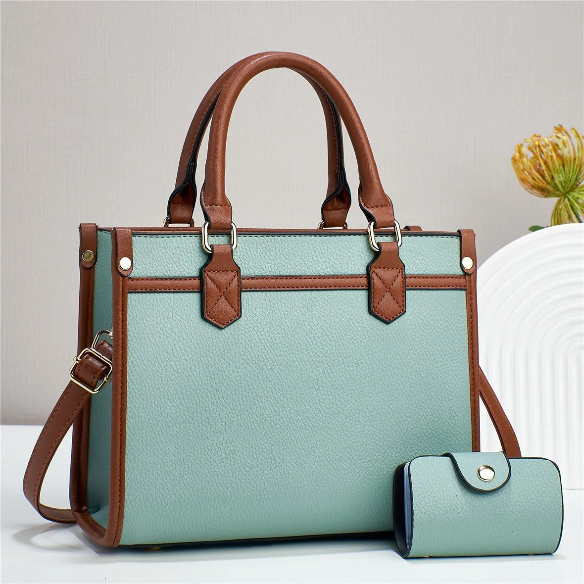 Trendy Women's Shoulder Handbag – Aurora