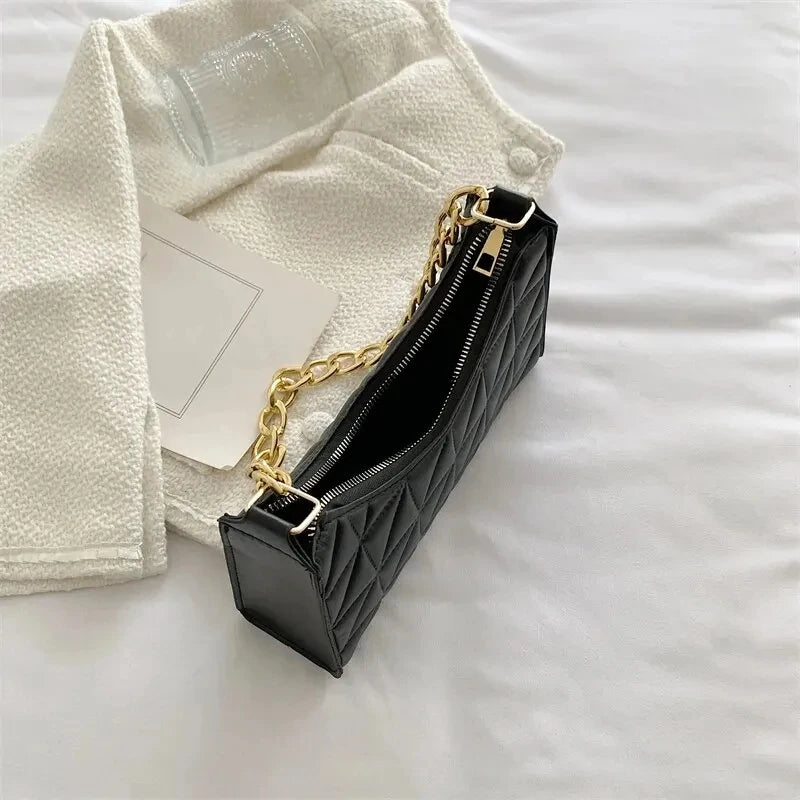 Trendy Chain Underarm Bag – The Victoria