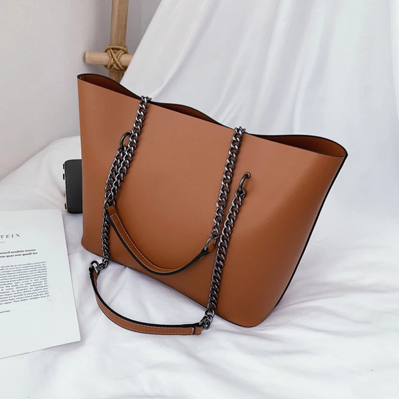 Casual Chain Shoulder Handbag – The Colette