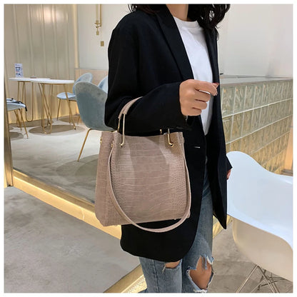Glam Alligator Leather Shoulder Bag – The Sophia