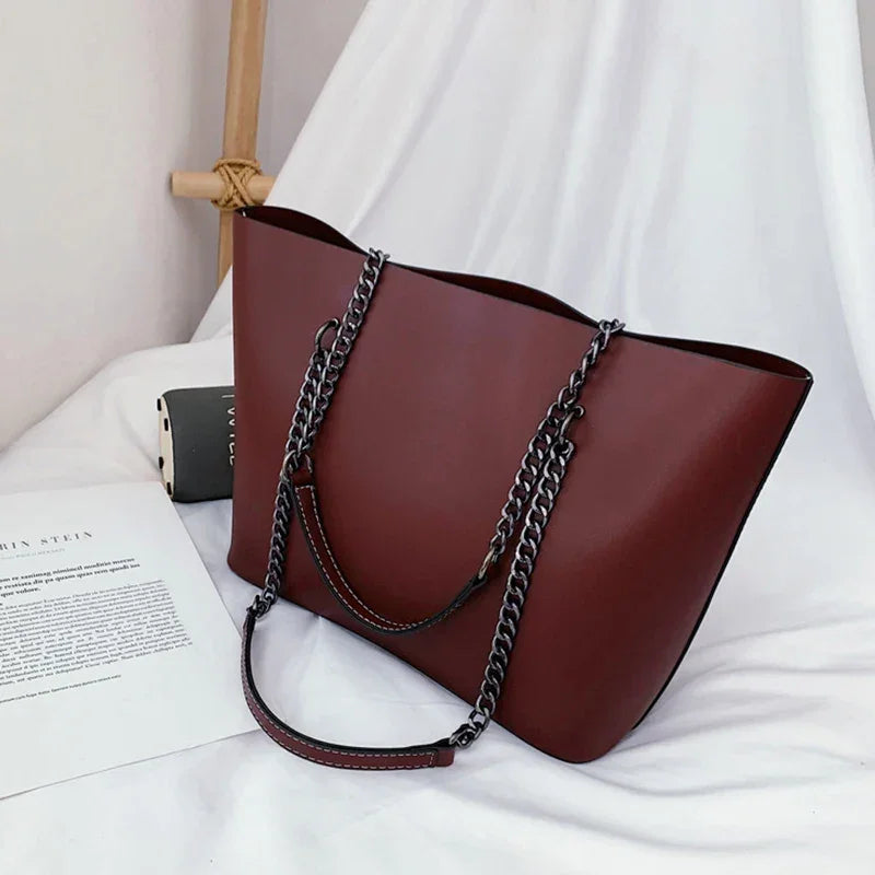 Casual Chain Shoulder Handbag – The Colette