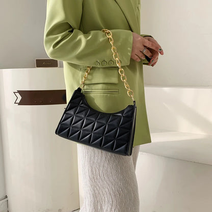 Trendy Chain Underarm Bag – The Victoria