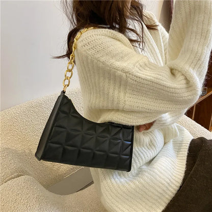 Trendy Chain Underarm Bag – The Victoria