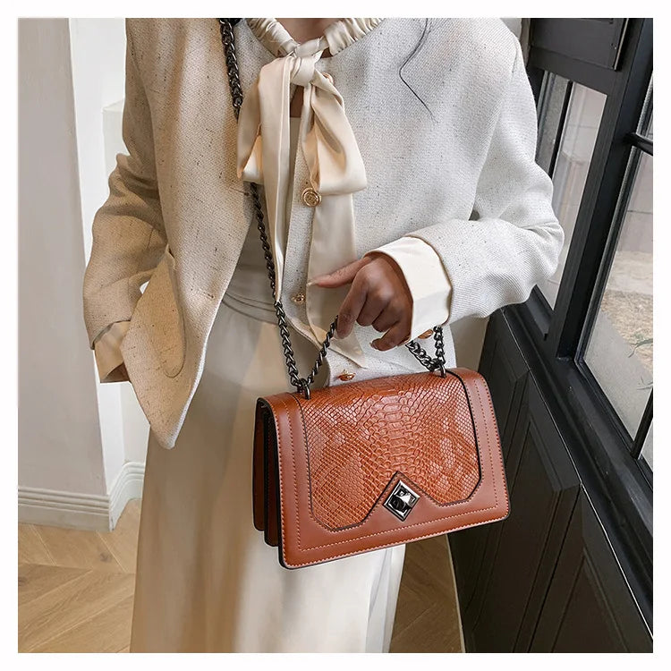 Retro European Small Square Bag – The Fiorella