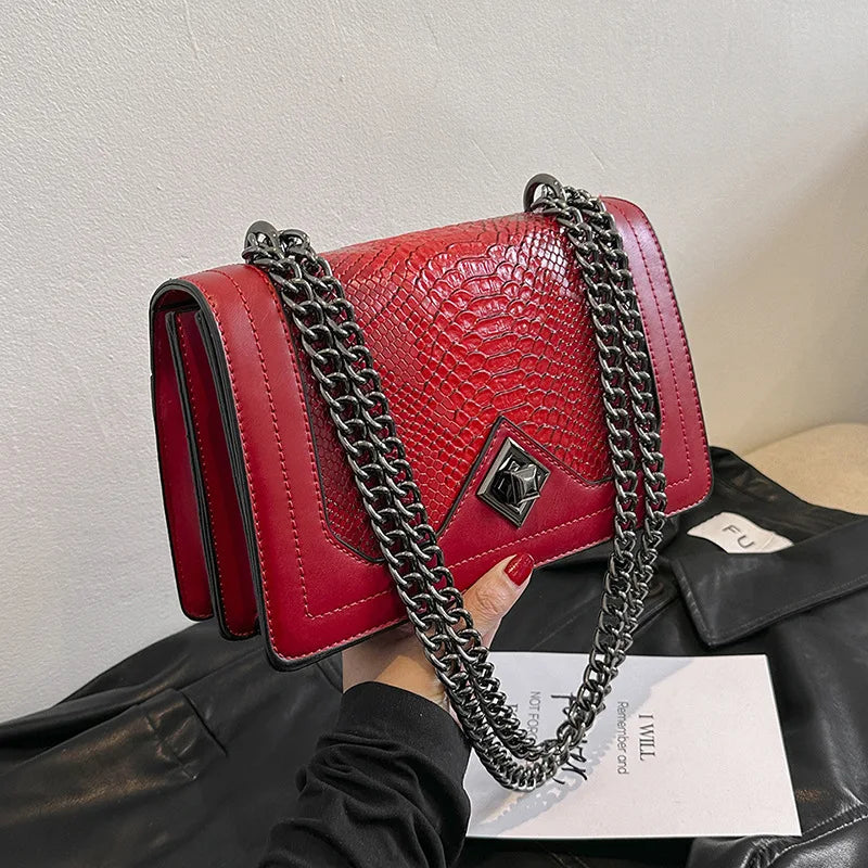 Retro European Small Square Bag – The Fiorella